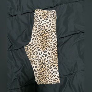 Junior leggings size small